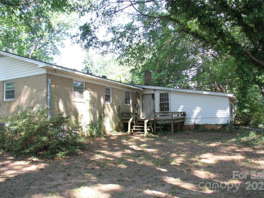 1619 Drywood Circle, Lancaster, SC 29720.  MLS# CAR4278989, YatesRealty ID 25583. 