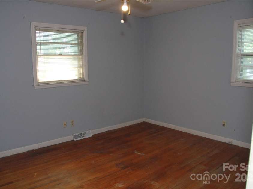 1619 Drywood Circle, Lancaster, SC 29720.  MLS# CAR4278989, YatesRealty ID 25583. Primary bedroom