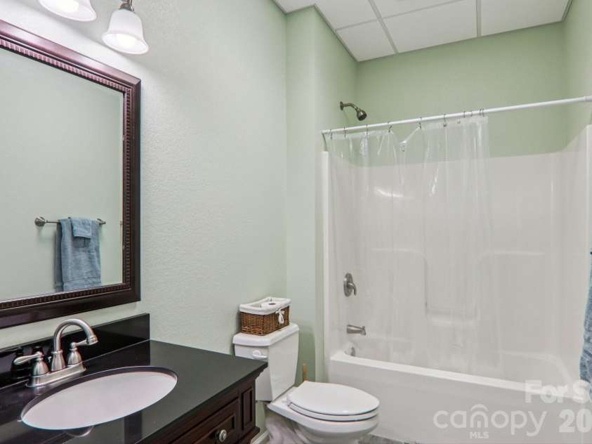 6 Wagon Trace, Flat Rock, NC 28731.  MLS# CAR4374692, YatesRealty ID 25583. 