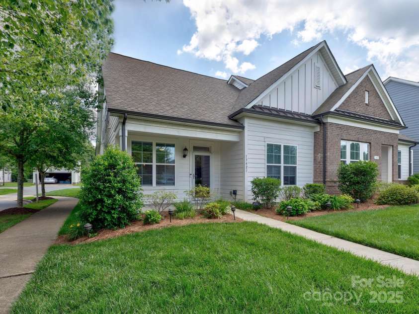 13421 Copley Square Drive, Huntersville, NC 28078.  MLS# CAR4259818, YatesRealty ID 25584. 