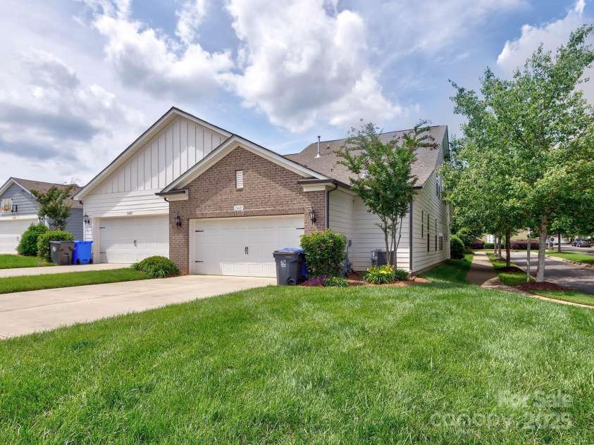 13421 Copley Square Drive, Huntersville, NC 28078.  MLS# CAR4259818, YatesRealty ID 25584. 