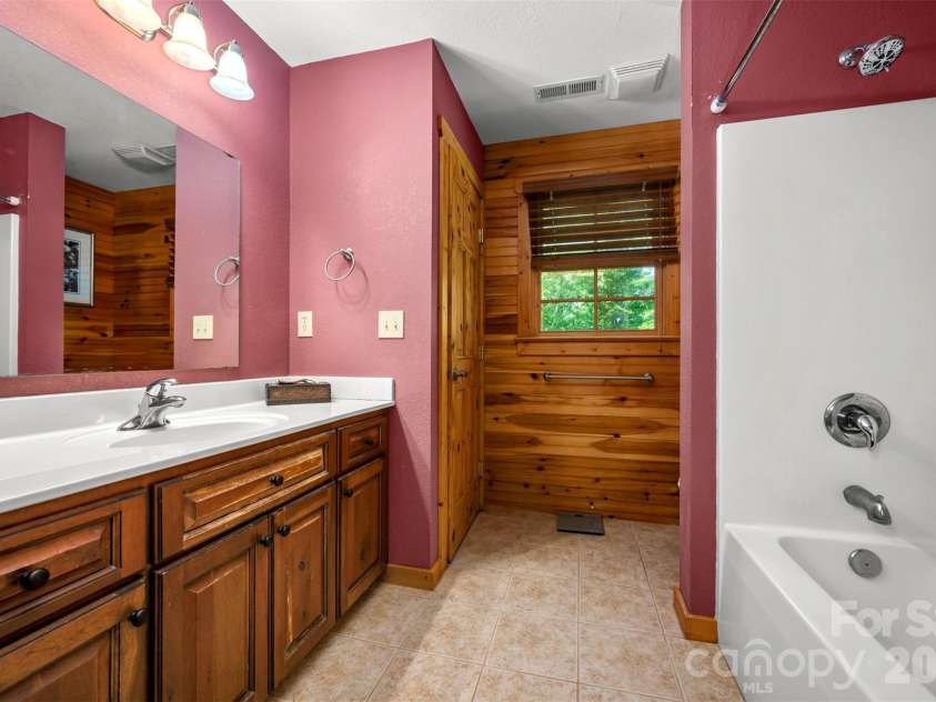 512 Indian Forest Drive, Bostic, NC 28018.  MLS# CAR4382917, YatesRealty ID 25586. 