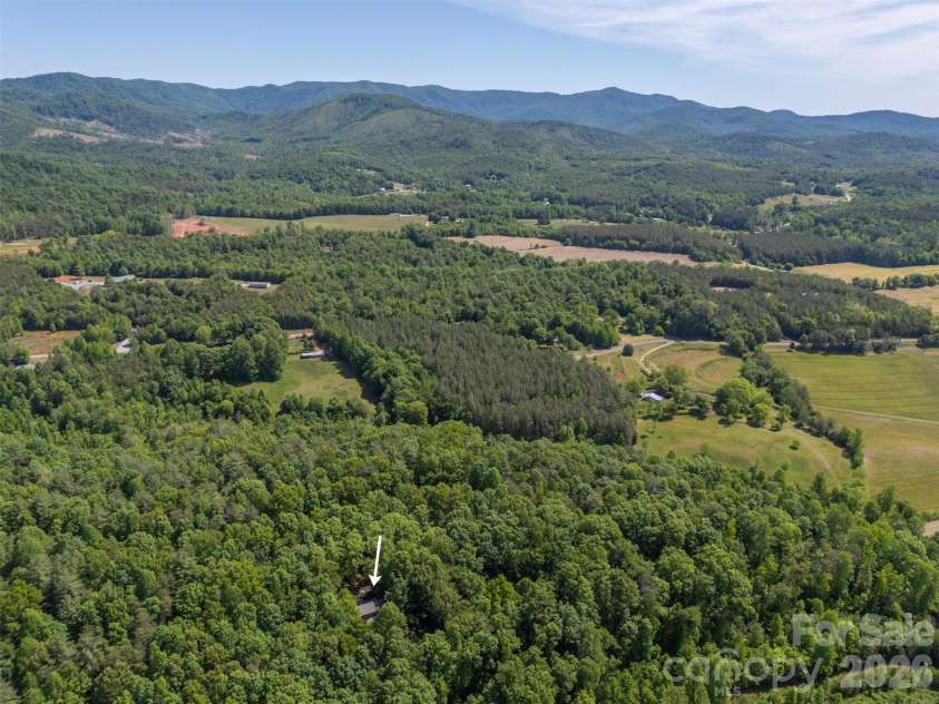512 Indian Forest Drive, Bostic, NC 28018.  MLS# CAR4382917, YatesRealty ID 25586. 
