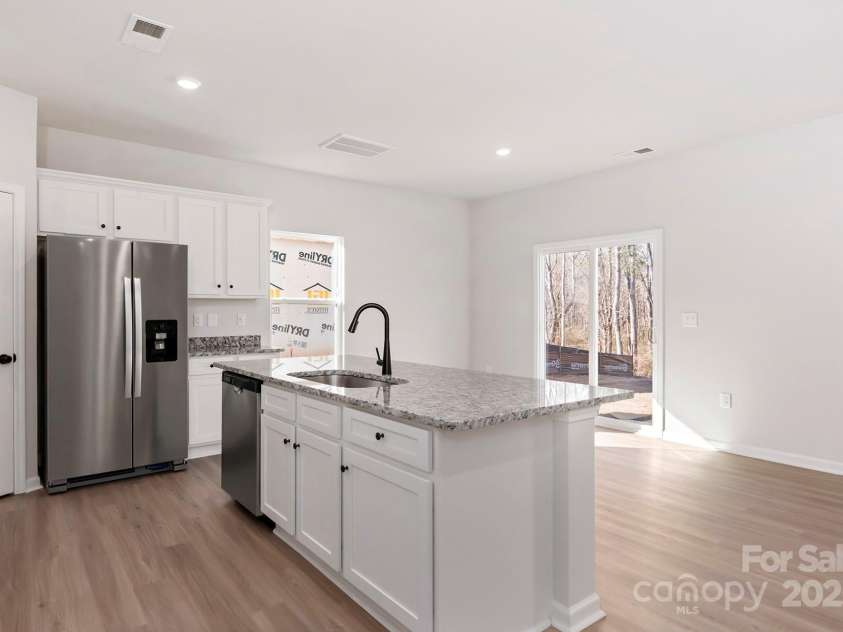 3315 Burberry Drive, Gastonia, NC 28052.  MLS# CAR4270853, YatesRealty ID 25588. 