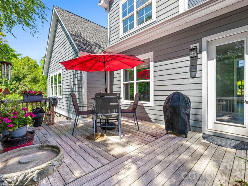 3522 Aqua Point Drive, York, SC 29745.  MLS# CAR4383797, YatesRealty ID 25588. 