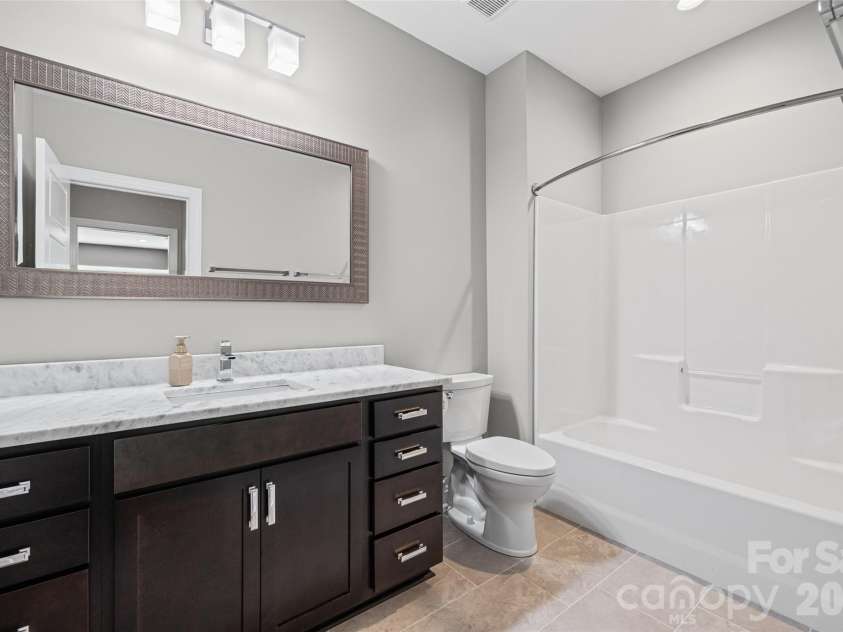 3522 Aqua Point Drive, York, SC 29745.  MLS# CAR4383797, YatesRealty ID 25588. 