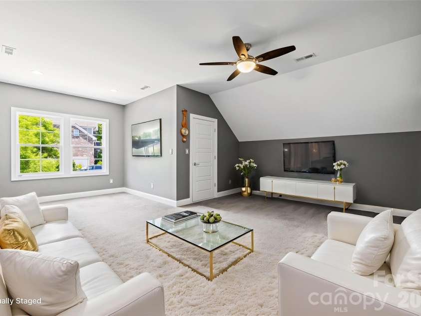 3522 Aqua Point Drive, York, SC 29745.  MLS# CAR4383797, YatesRealty ID 25588. Bonus room that could also be a bedroom