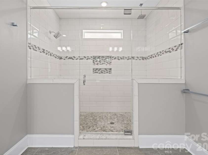 3522 Aqua Point Drive, York, SC 29745.  MLS# CAR4383797, YatesRealty ID 25588. Primary shower
