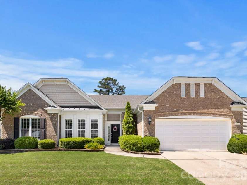 3083 Ambleside Drive, Fort Mill, SC 29707.  MLS# CAR4382038, YatesRealty ID 25589. 