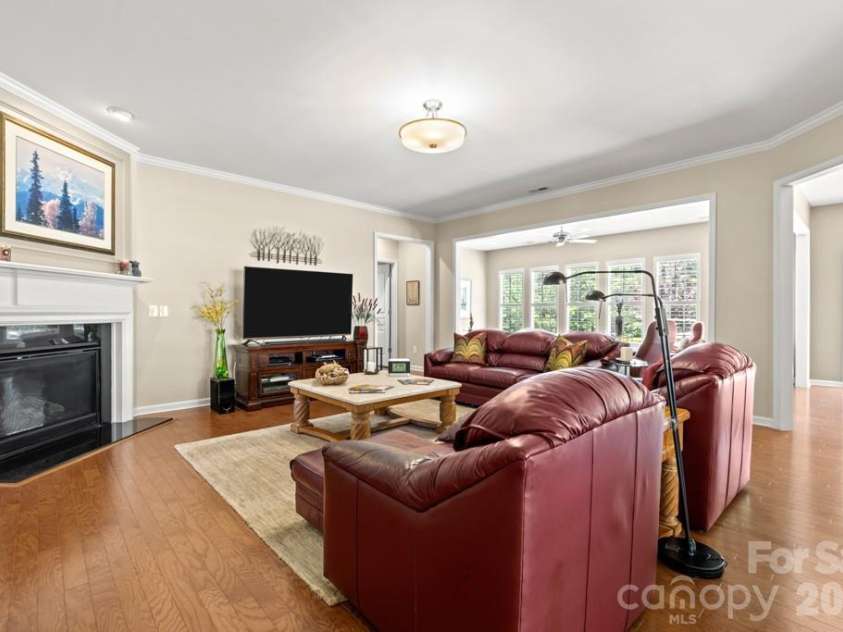 3083 Ambleside Drive, Fort Mill, SC 29707.  MLS# CAR4382038, YatesRealty ID 25589. 