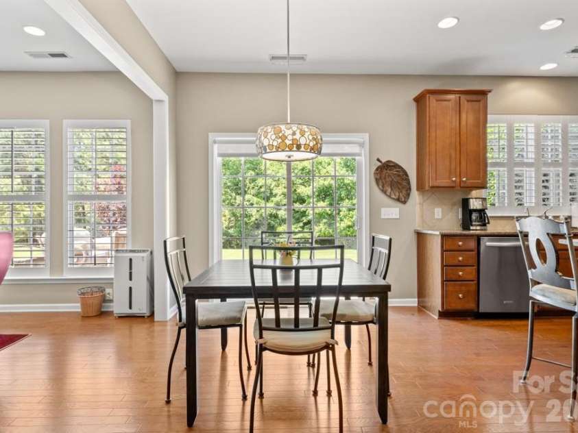 3083 Ambleside Drive, Fort Mill, SC 29707.  MLS# CAR4382038, YatesRealty ID 25589. 