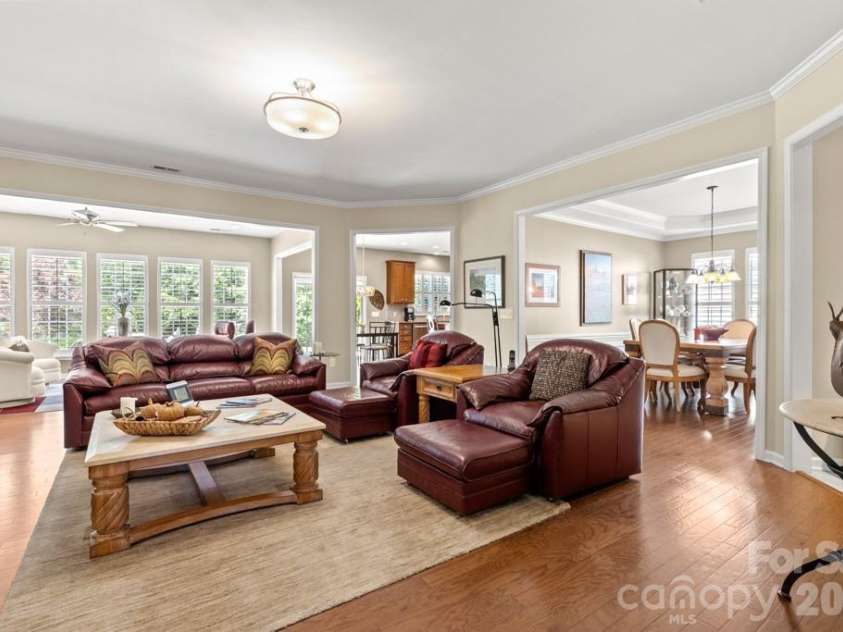 3083 Ambleside Drive, Fort Mill, SC 29707.  MLS# CAR4382038, YatesRealty ID 25589. 