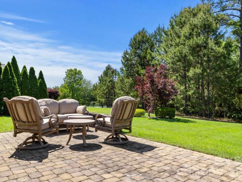 3083 Ambleside Drive, Fort Mill, SC 29707.  MLS# CAR4382038, YatesRealty ID 25589. 