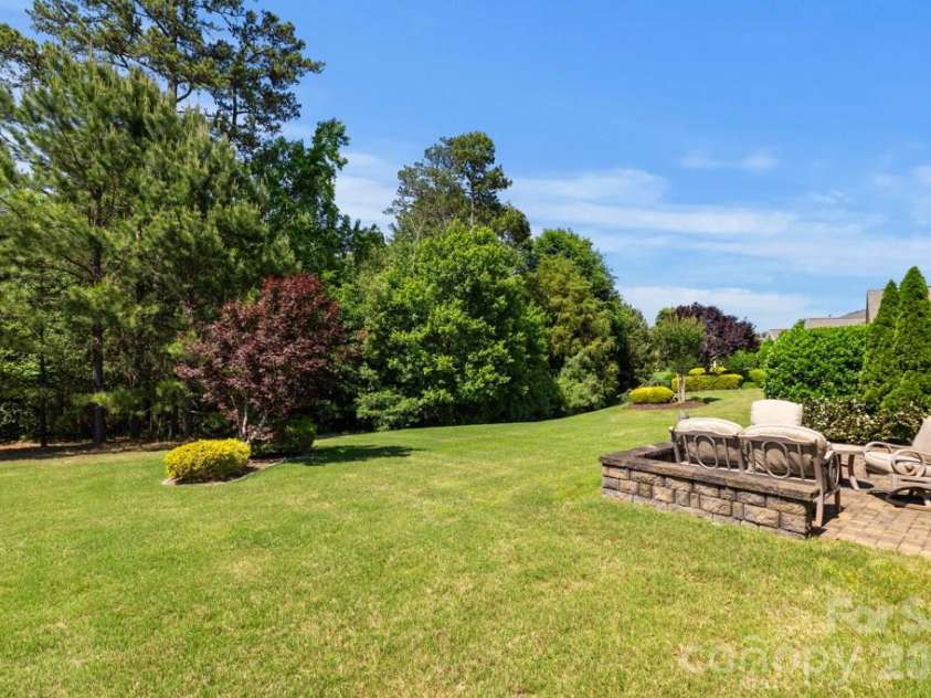 3083 Ambleside Drive, Fort Mill, SC 29707.  MLS# CAR4382038, YatesRealty ID 25589. 
