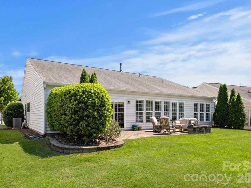 3083 Ambleside Drive, Fort Mill, SC 29707.  MLS# CAR4382038, YatesRealty ID 25589. 