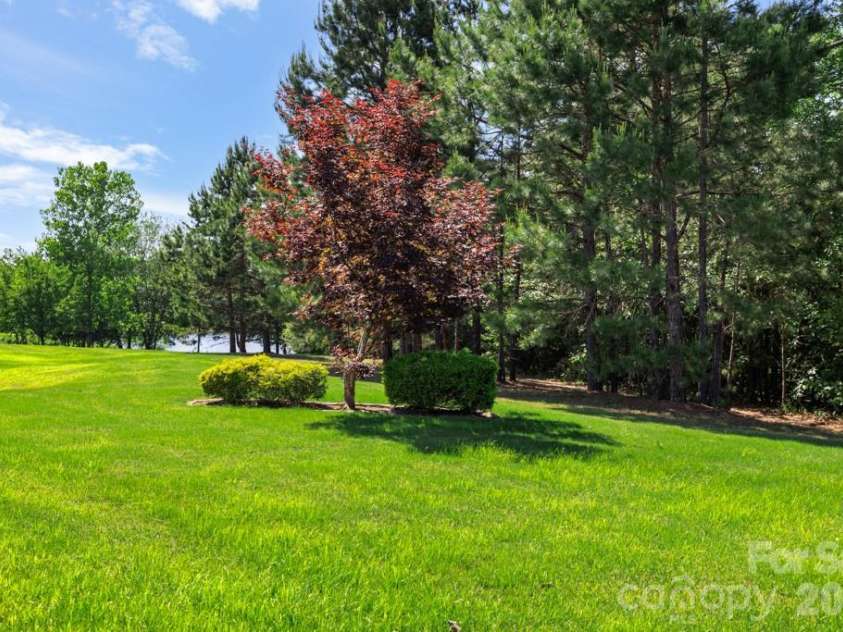3083 Ambleside Drive, Fort Mill, SC 29707.  MLS# CAR4382038, YatesRealty ID 25589. 