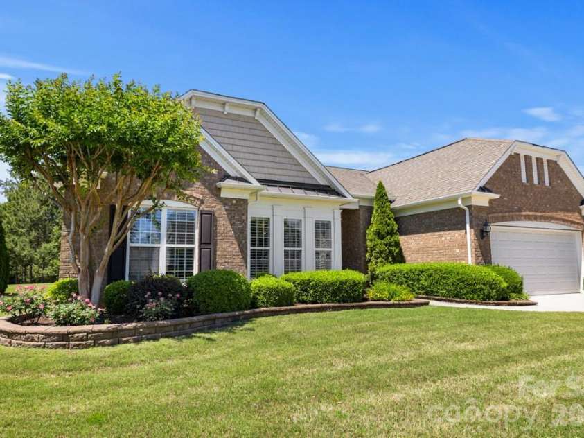 3083 Ambleside Drive, Fort Mill, SC 29707.  MLS# CAR4382038, YatesRealty ID 25589. 