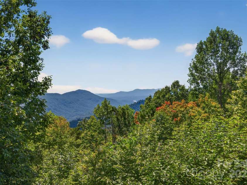 62 Skyline Drive, Old Fort, NC 28762.  MLS# CAR4273091, YatesRealty ID 25589. 