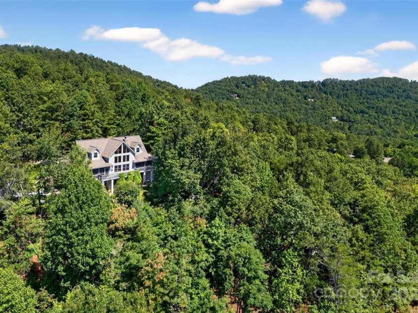 62 Skyline Drive, Old Fort, NC 28762.  MLS# CAR4273091, YatesRealty ID 25589. 