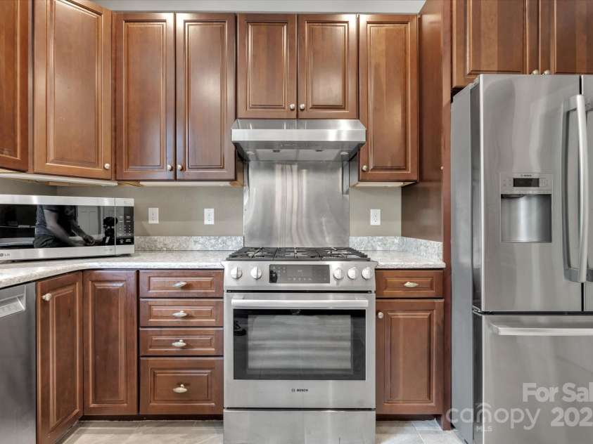 232 Sanctuary Way, Marshall, NC 28753.  MLS# CAR4151690, YatesRealty ID 2559. 