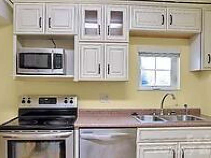 41 Little Fox Lane, Fletcher, NC 28732.  MLS# CAR4335108, YatesRealty ID 2559. 