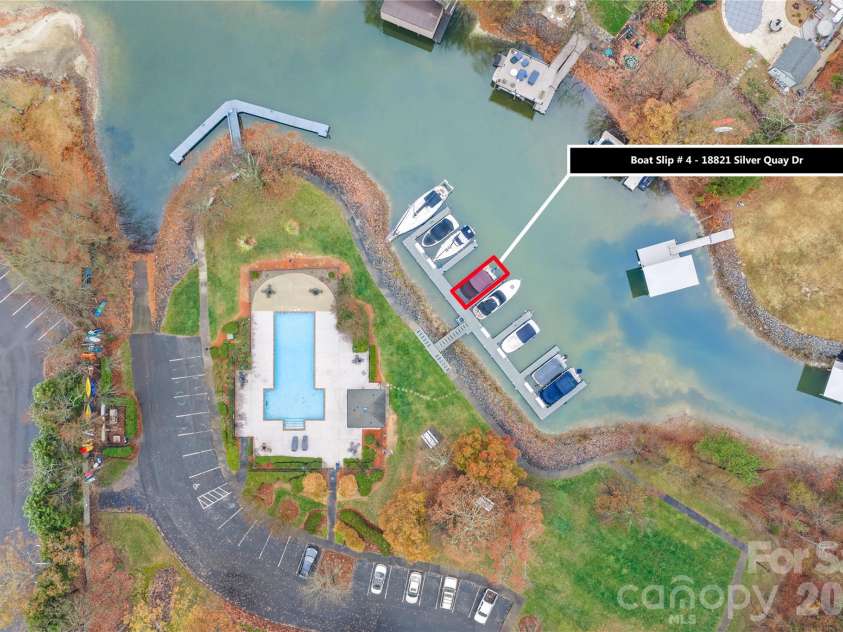 18821 Silver Quay Drive, Cornelius, NC 28031.  MLS# CAR4385275, YatesRealty ID 25590. 