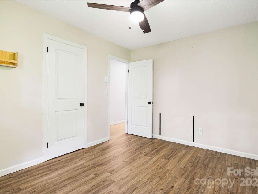 510 Reservoir Road, Marion, NC 28752.  MLS# CAR4257804, YatesRealty ID 25592. 