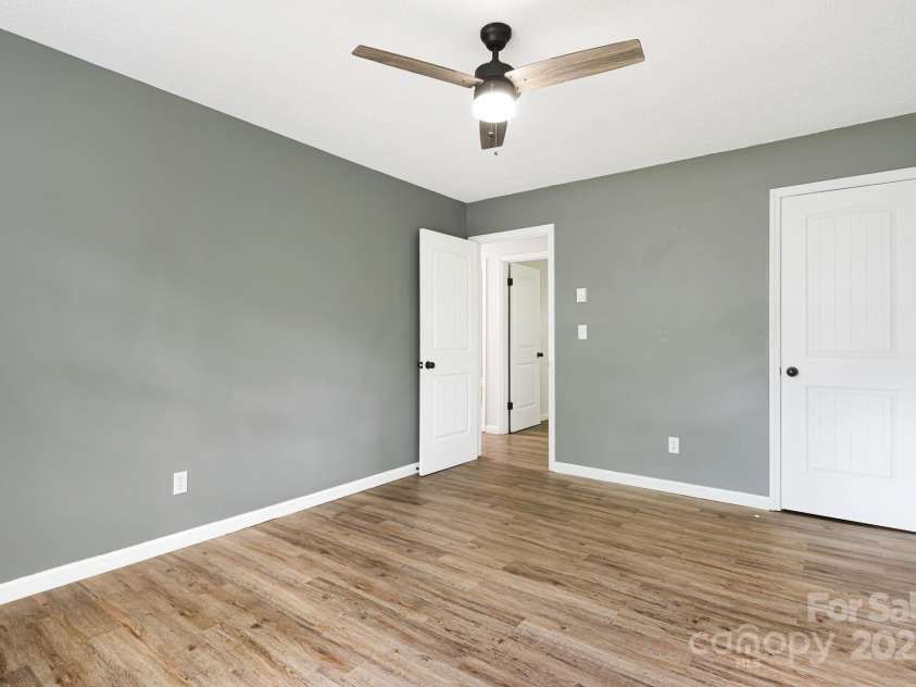 510 Reservoir Road, Marion, NC 28752.  MLS# CAR4257804, YatesRealty ID 25592. 