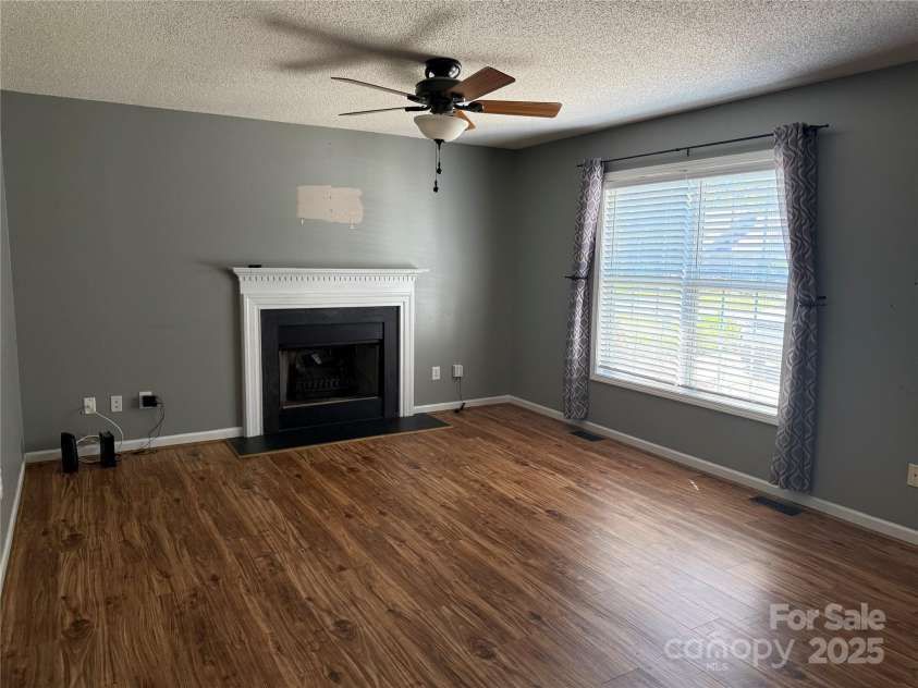 4870 Beckel Road, Winston Salem, NC 27127.  MLS# CAR4277854, YatesRealty ID 25595. 