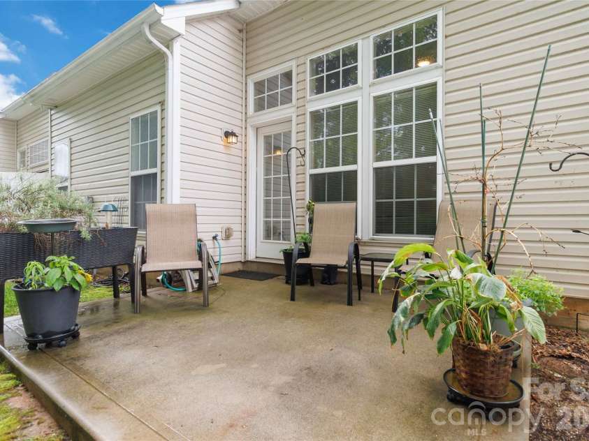 3866 Carl Parmer Drive, Harrisburg, NC 28075.  MLS# CAR4382668, YatesRealty ID 25596. 