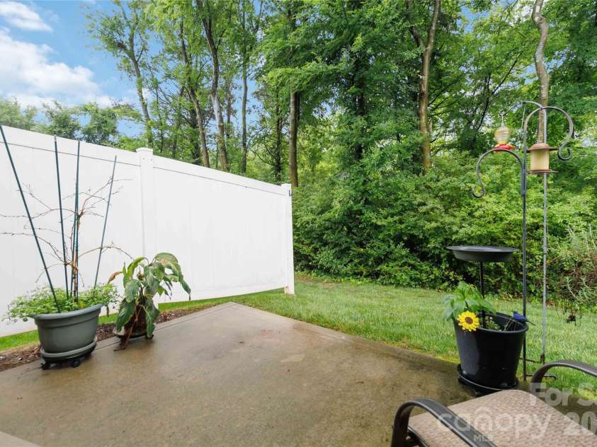 3866 Carl Parmer Drive, Harrisburg, NC 28075.  MLS# CAR4382668, YatesRealty ID 25596. 