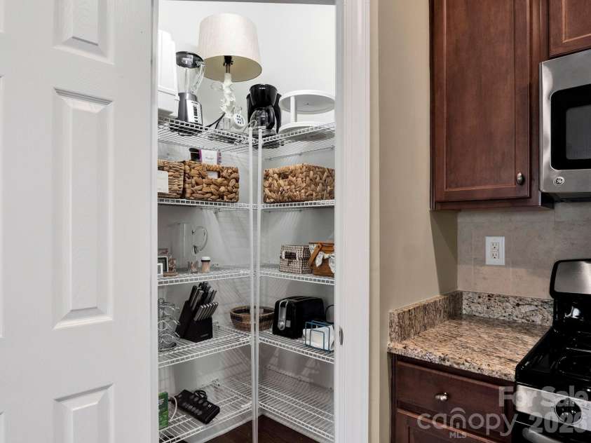 14726 Inter Milan Way, Charlotte, NC 28277.  MLS# CAR4373685, YatesRealty ID 25597. Pantry  in the kitchen