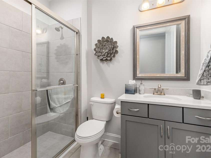 7025 Overjoyed Crossing, Charlotte, NC 28215.  MLS# CAR4278663, YatesRealty ID 25597. 