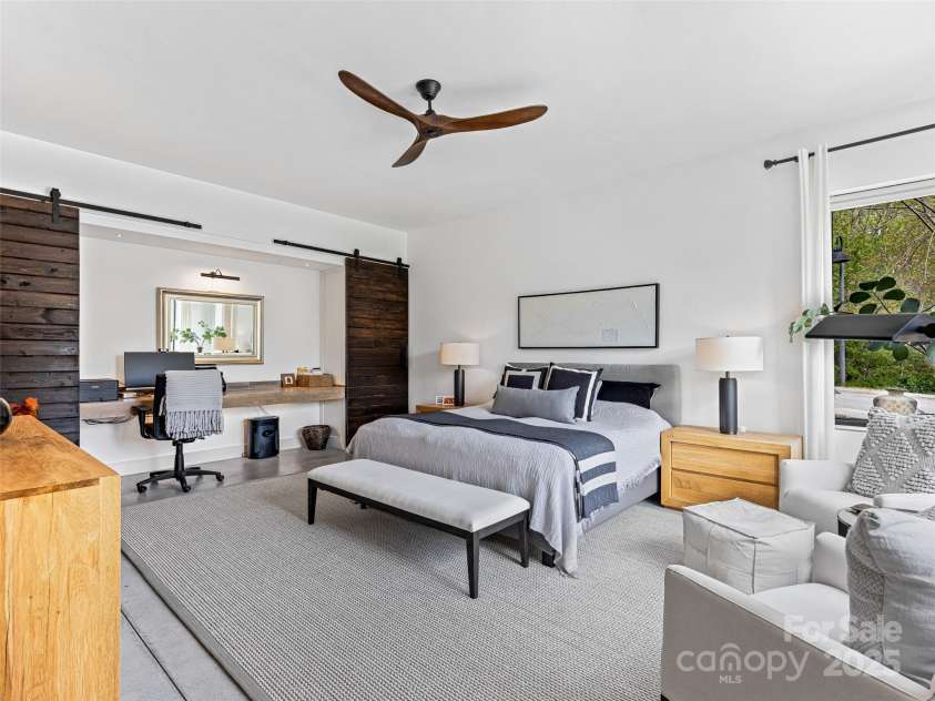 11 Bayonne Trail, Asheville, NC 28804.  MLS# CAR4250937, YatesRealty ID 256. Second, spacious guest room