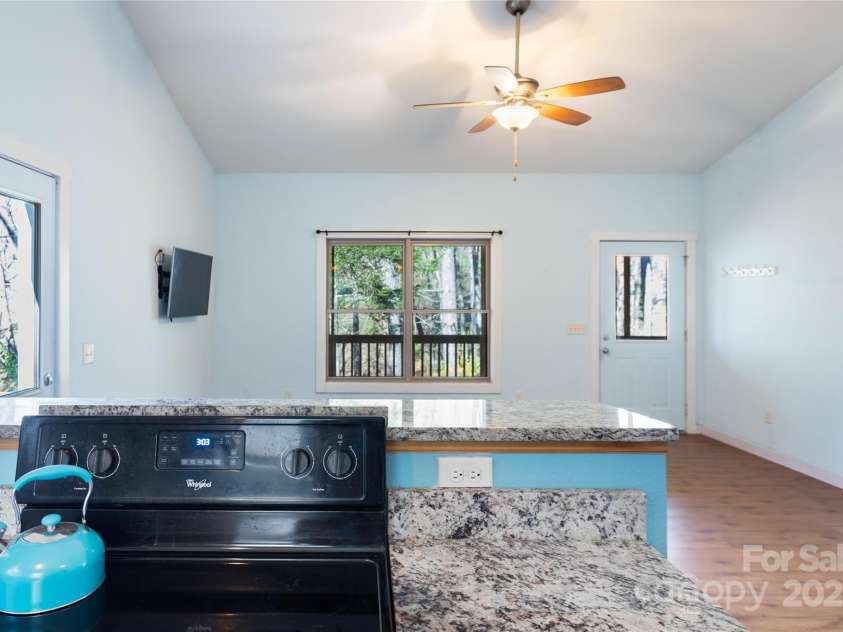 178 Chestnut Walk Drive, Waynesville, NC 28786.  MLS# CAR4227402, YatesRealty ID 2560. Kitchen into living area