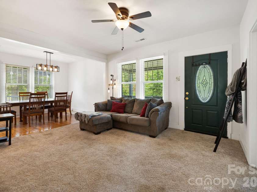29 Ponder Street, Mars Hill, NC 28754.  MLS# CAR4286832, YatesRealty ID 2560. 