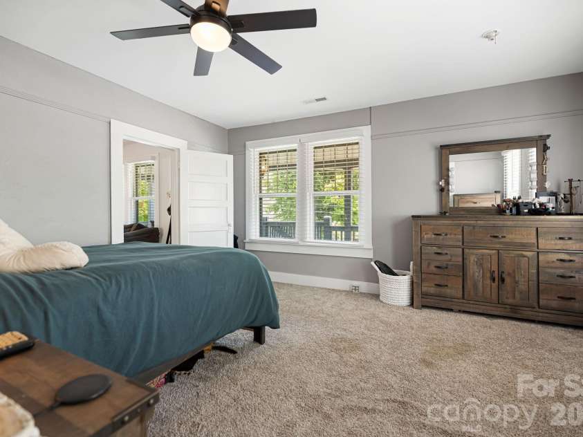 29 Ponder Street, Mars Hill, NC 28754.  MLS# CAR4286832, YatesRealty ID 2560. 