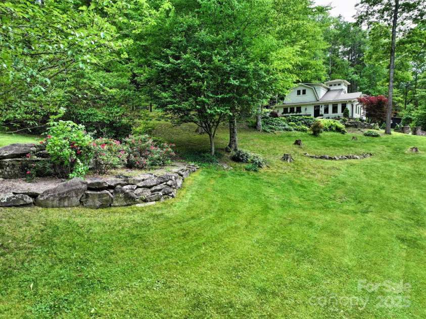 45 Gracious Lane, Waynesville, NC 28785.  MLS# CAR4255270, YatesRealty ID 25600. 