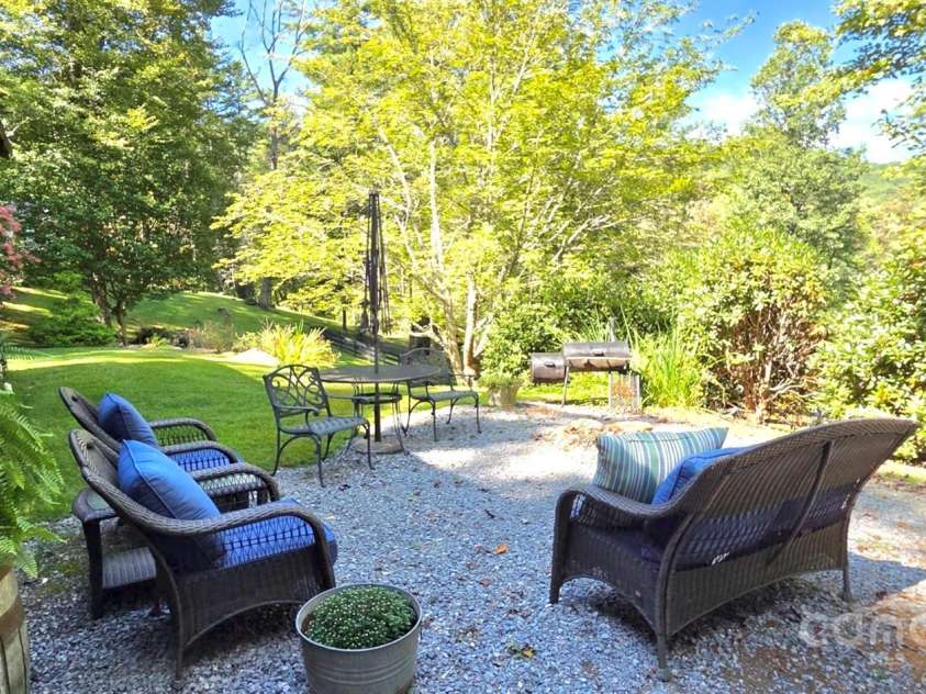 45 Gracious Lane, Waynesville, NC 28785.  MLS# CAR4255270, YatesRealty ID 25600. 