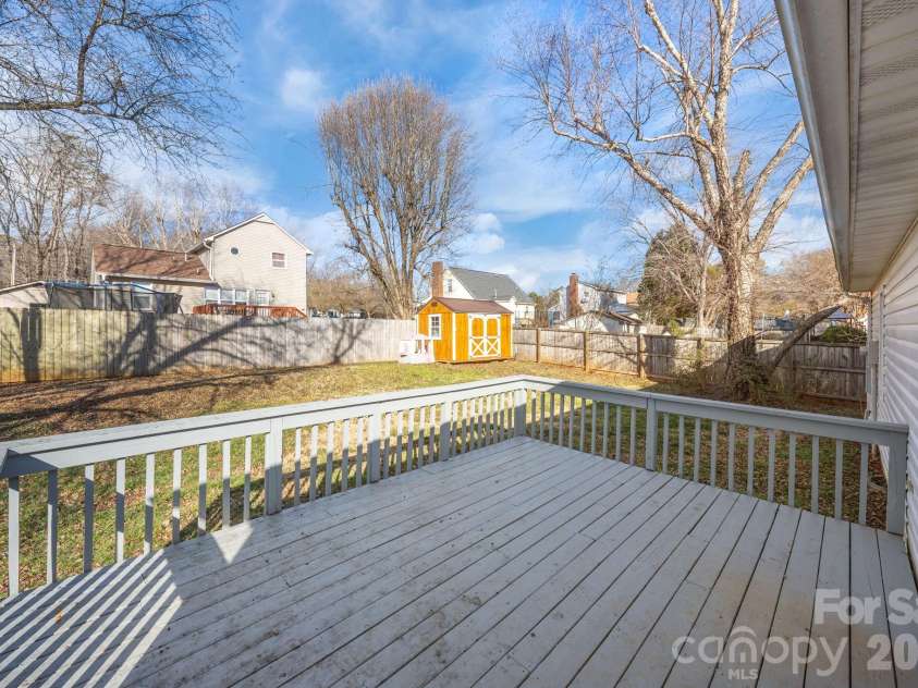 1010 Oakmont Court, Salisbury, NC 28146.  MLS# CAR4343975, YatesRealty ID 25601. 