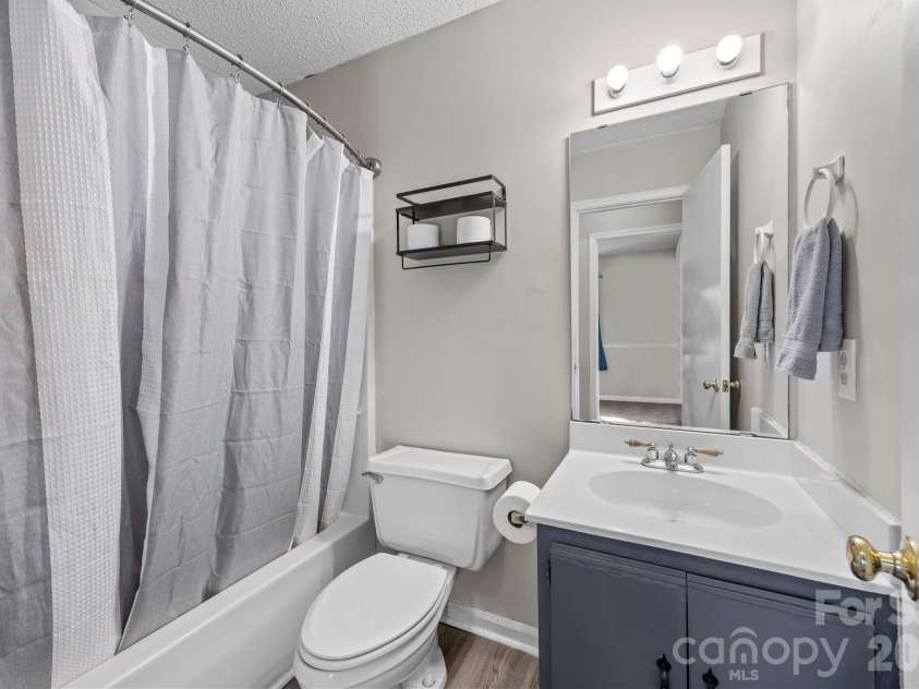 1010 Oakmont Court, Salisbury, NC 28146.  MLS# CAR4343975, YatesRealty ID 25601. 