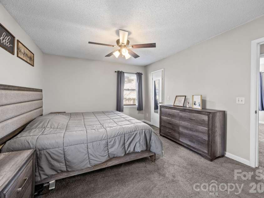 1010 Oakmont Court, Salisbury, NC 28146.  MLS# CAR4343975, YatesRealty ID 25601. 