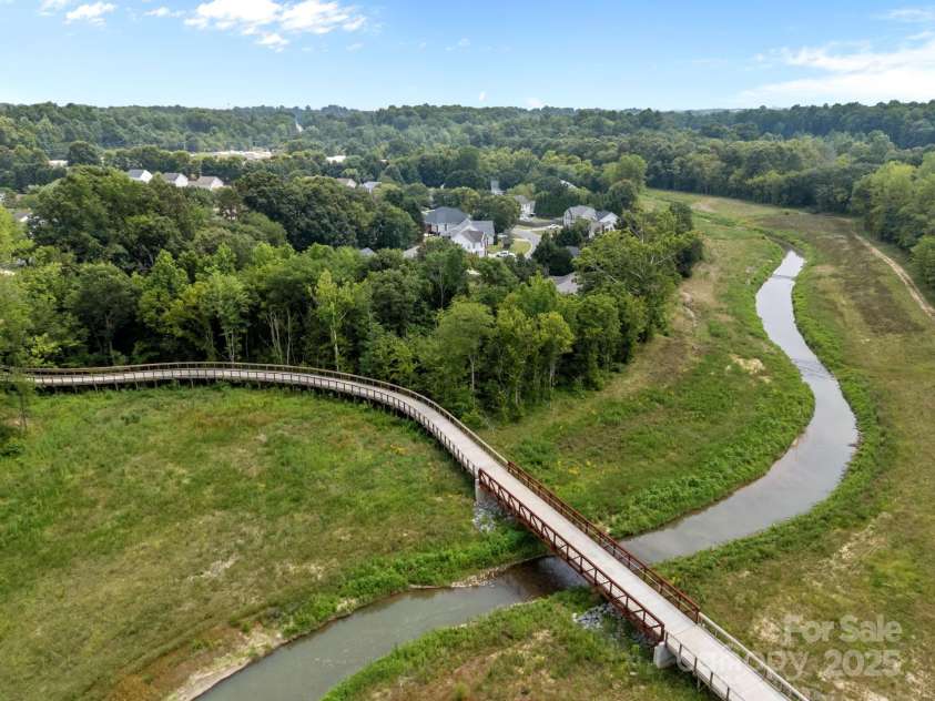 8009 Trotter Road, Charlotte, NC 28216.  MLS# CAR4277381, YatesRealty ID 25601. 