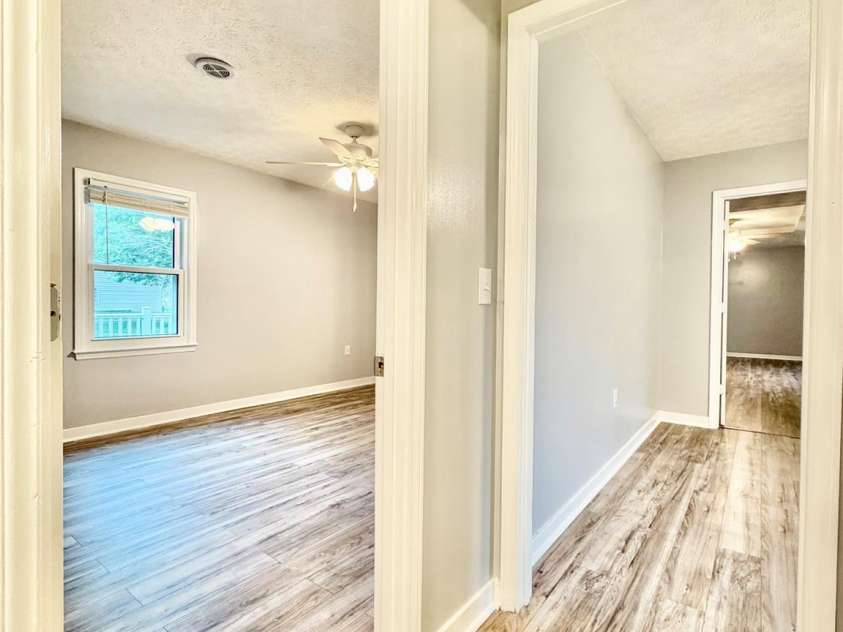 1586 Kenlane Drive, Hickory, NC 28601.  MLS# CAR4377575, YatesRealty ID 25603. 