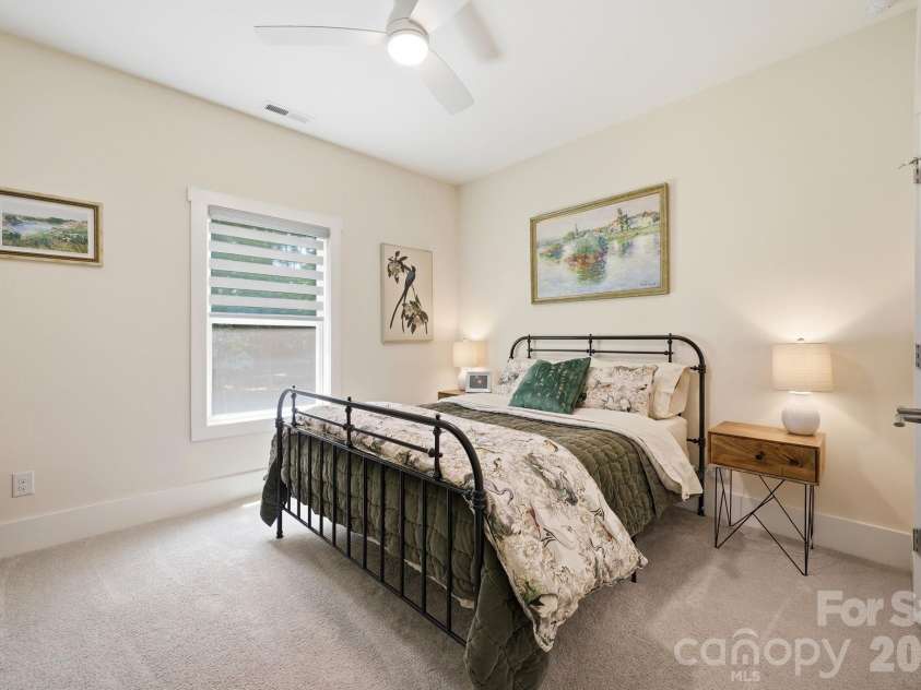 203 Spinnaker Court, Lexington, NC 27292.  MLS# CAR4384967, YatesRealty ID 25604. 