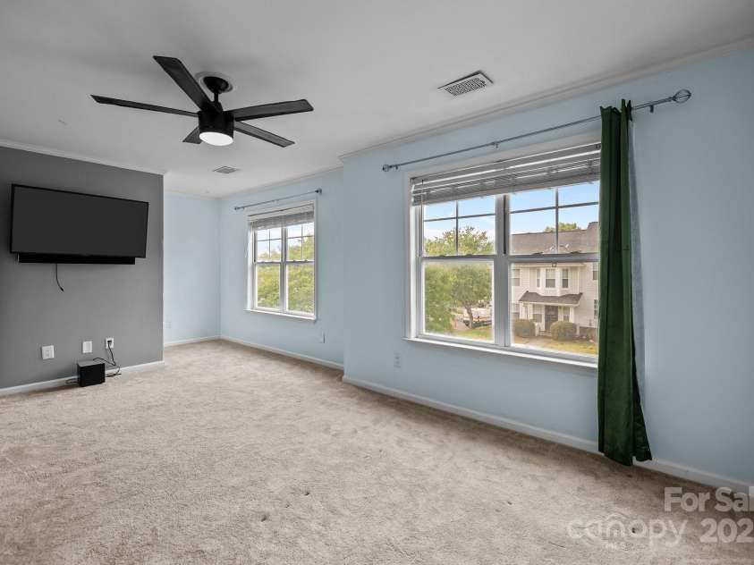 6518 Point Comfort Lane, Charlotte, NC 28226.  MLS# CAR4261160, YatesRealty ID 25604. Primary bedroom