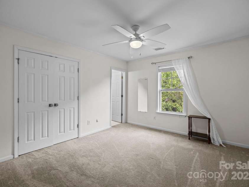 6518 Point Comfort Lane, Charlotte, NC 28226.  MLS# CAR4261160, YatesRealty ID 25604. Second Primary