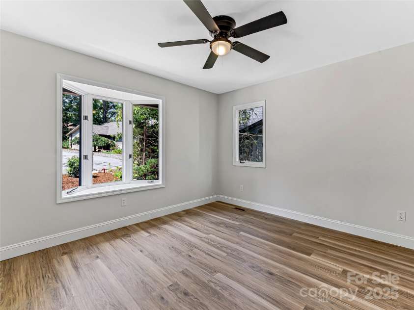 15 Josie Lane, Asheville, NC 28804.  MLS# CAR4267663, YatesRealty ID 25606. Front main level bedroom, en suite