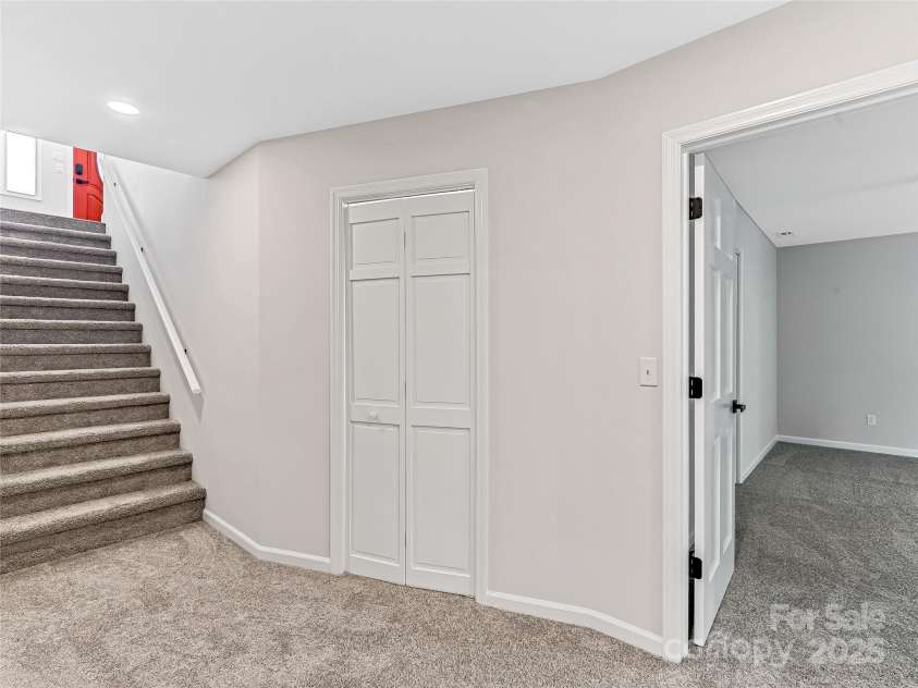 15 Josie Lane, Asheville, NC 28804.  MLS# CAR4267663, YatesRealty ID 25606. Lower level