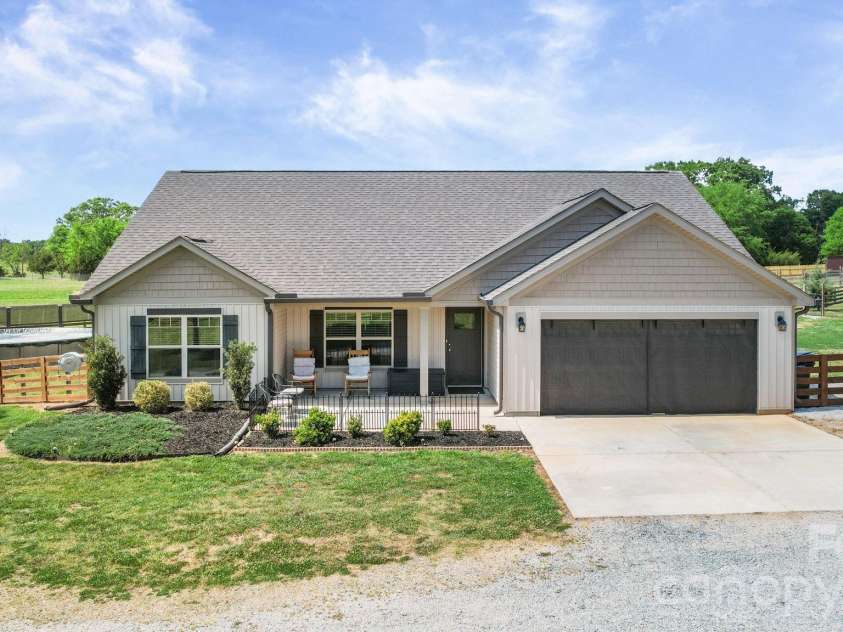 5311 Flint Ridge Church Road, Marshville, NC 28103.  MLS# CAR4371335, YatesRealty ID 25606. 